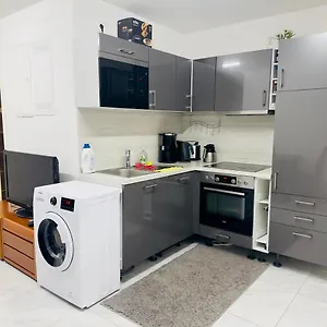 Fully Equipped 3 5 Bed Hamburg